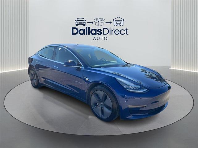 Photo of 2018 Deep Blue Metallic Tesla Model 3