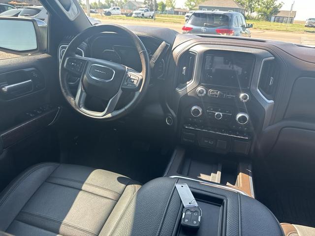 Photo of 2021 White Frost Tricoat GMC Sierra 1500