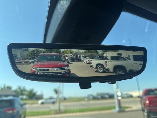 Photo of 2021 White Frost Tricoat GMC Sierra 1500