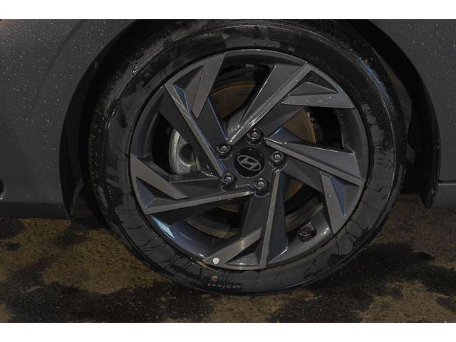 Photo of 2024 Gray Hyundai ELANTRA