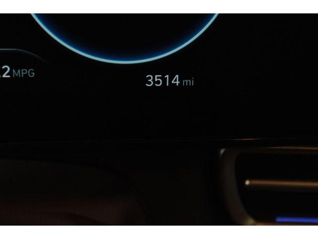 Photo of 2024 Gray Hyundai ELANTRA