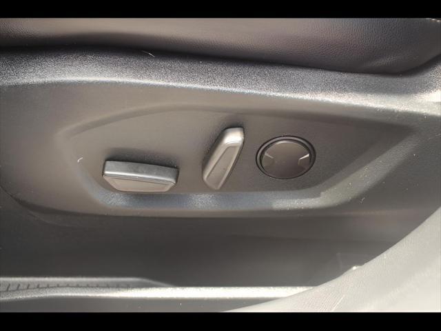 Photo of 2020 White Ford Edge