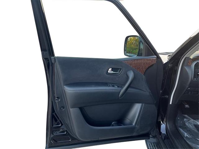 Photo of 2019 Super Black Nissan Armada