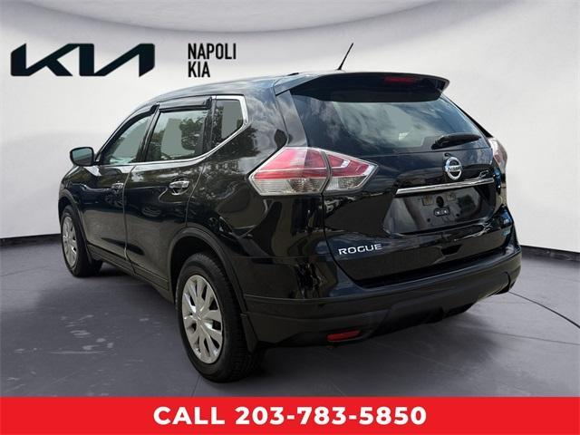 Photo of 2014 Super Black Nissan Rogue