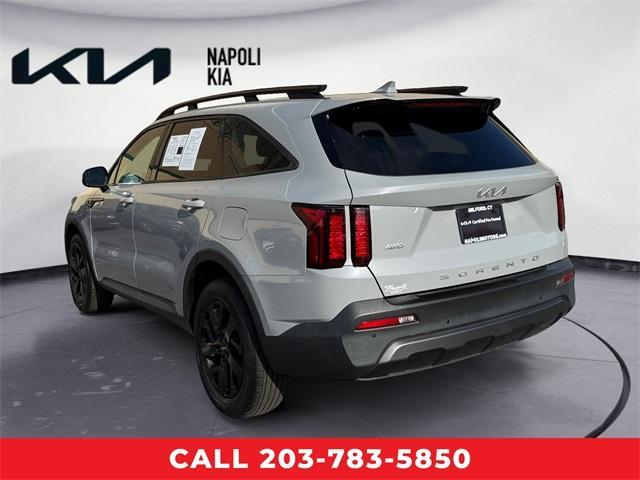 Photo of 2022 Wolf Gray Kia Sorento