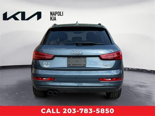 Photo of 2016 Utopia Blue Metallic Audi Q3