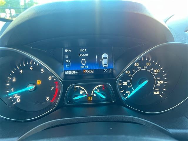 Photo of 2019 Oxford White Ford Escape