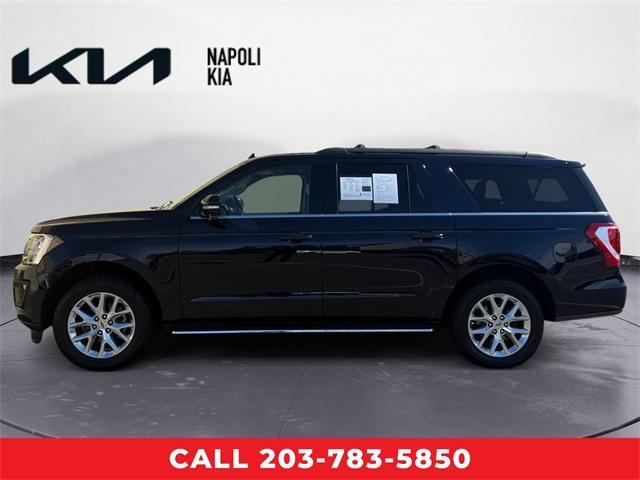 Photo of 2021 Blue Ford Expedition Max