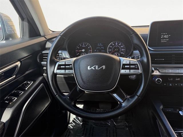 Photo of 2022 Everlasting Silver Kia Telluride