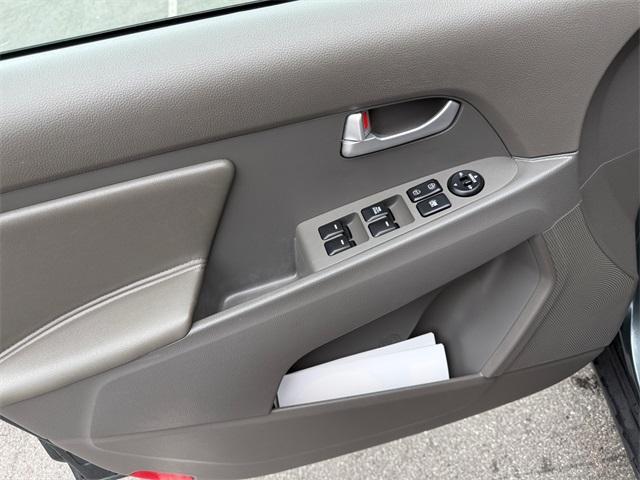 Photo of 2015 Sage Green Kia Sportage