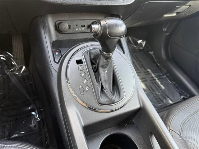Photo of 2011 Mineral Silver Kia Sportage