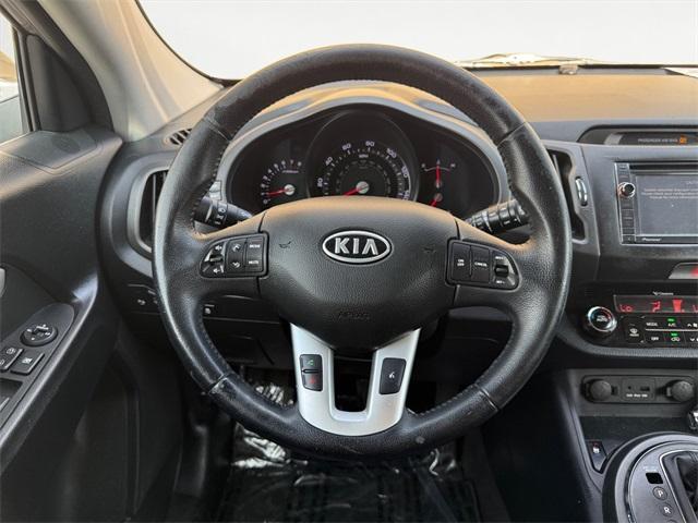 Photo of 2011 Mineral Silver Kia Sportage