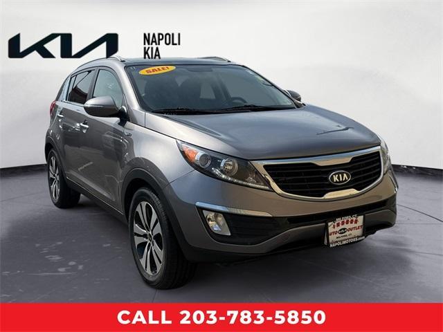 Photo of 2011 Mineral Silver Kia Sportage