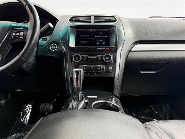 Photo of 2016 Magnetic Ford Explorer