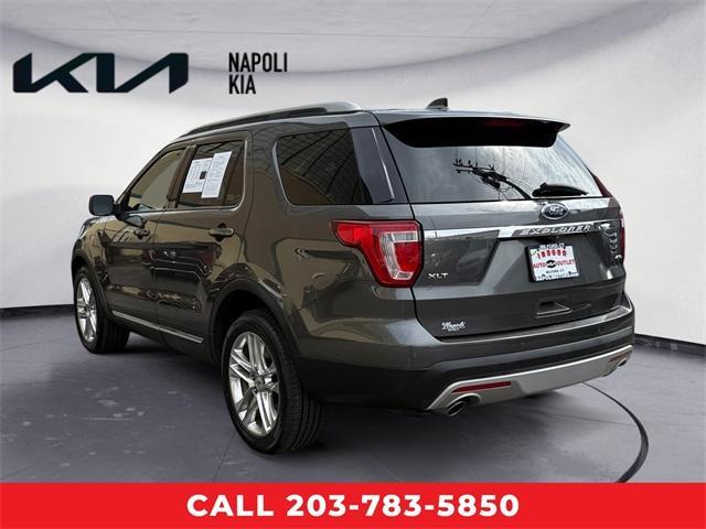 Photo of 2016 Magnetic Ford Explorer
