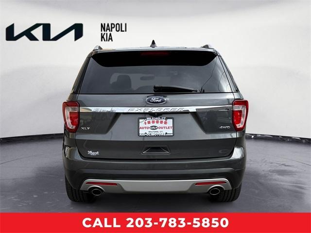 Photo of 2016 Magnetic Ford Explorer