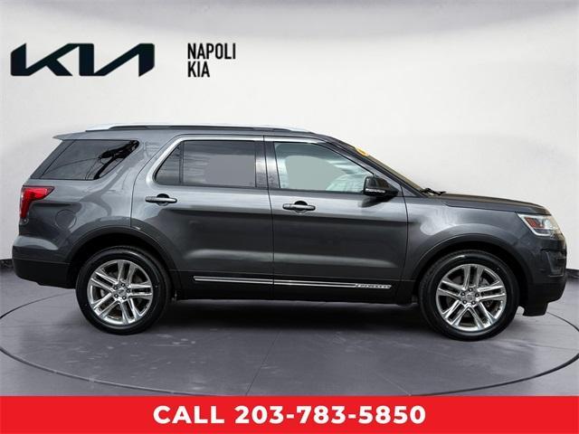 Photo of 2016 Magnetic Ford Explorer
