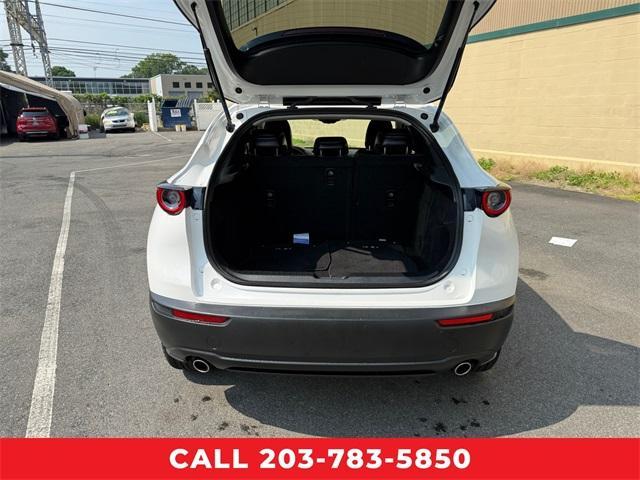 Photo of 2022 Snowflake White Pearl Mazda CX-30