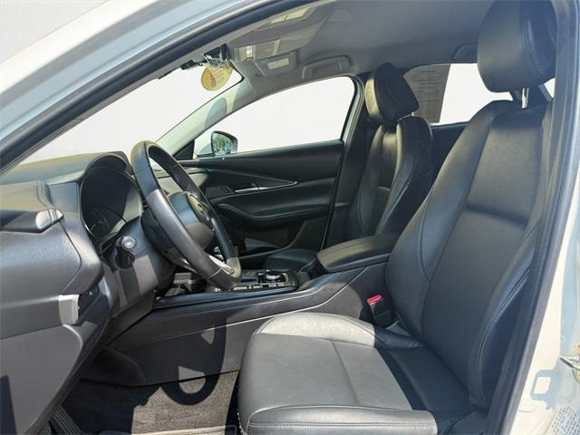 Photo of 2022 Snowflake White Pearl Mazda CX-30