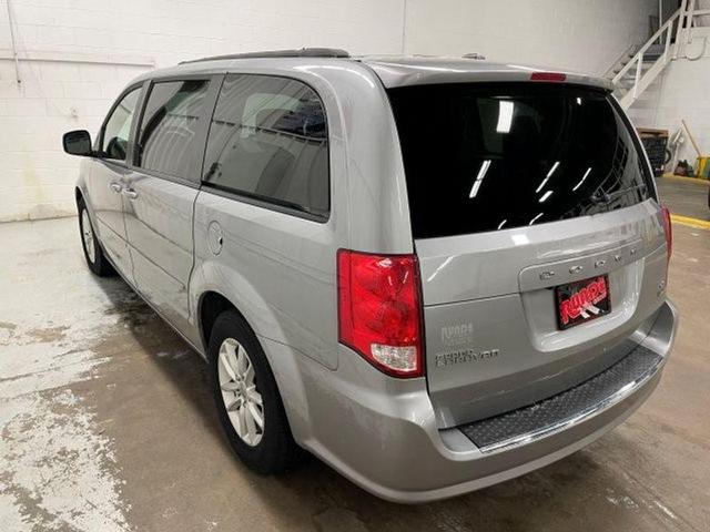 Photo of 2015 Silver Dodge Grand Caravan