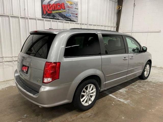Photo of 2015 Silver Dodge Grand Caravan