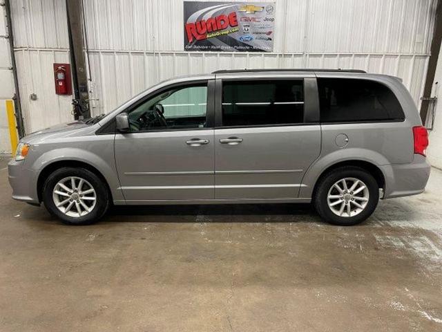 Photo of 2015 Silver Dodge Grand Caravan