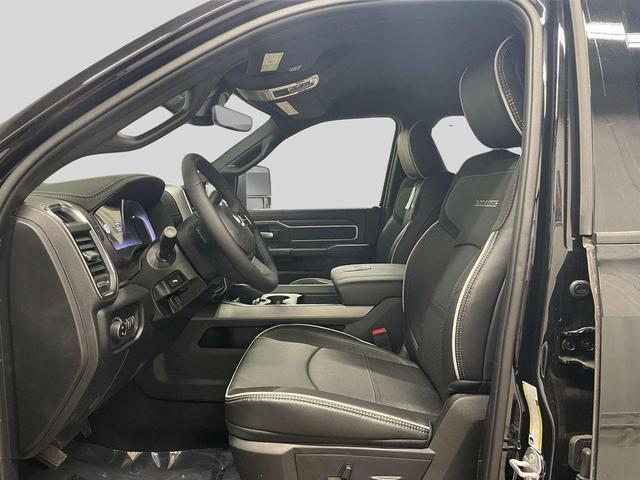 Photo of 2025 Diamond Black RAM 2500