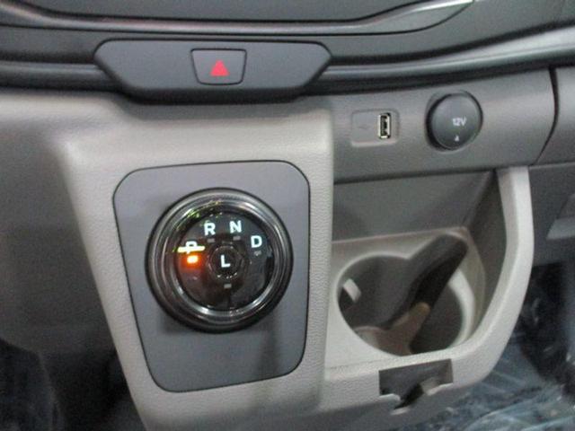 Photo of 2023 Oxford White Ford E-Transit