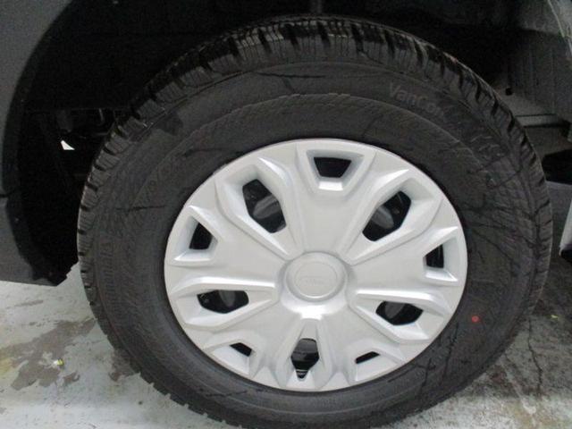 Photo of 2023 Oxford White Ford E-Transit