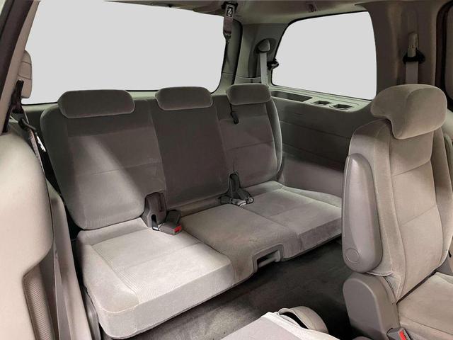 Photo of 2004 Gray Ford Freestar