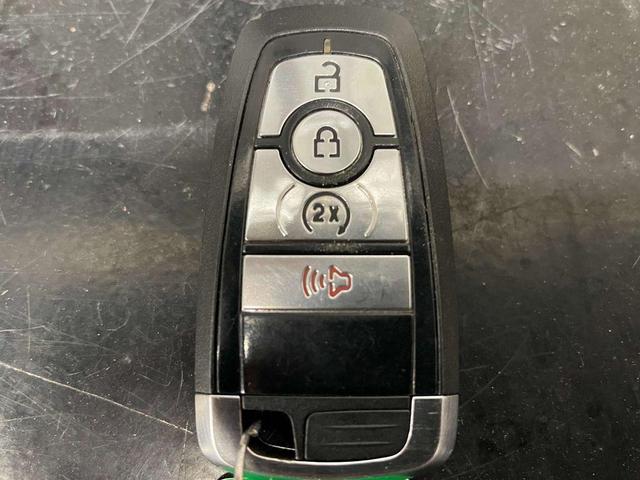 Photo of 2022 White Ford Escape