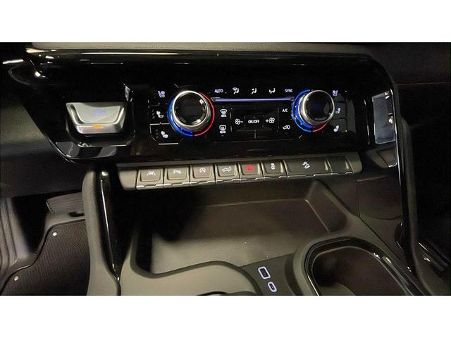 Photo of 2026 Summit White GMC Sierra 1500