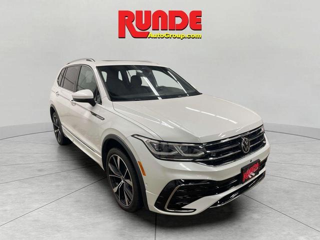 Photo of 2023 Opal White Pearl Effect Volkswagen Tiguan