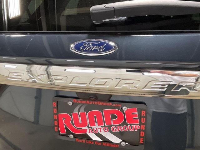 Photo of 2024 Medium Blue Metallic Ford Explorer