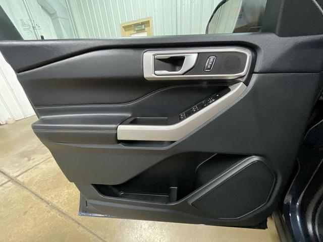 Photo of 2024 Medium Blue Metallic Ford Explorer
