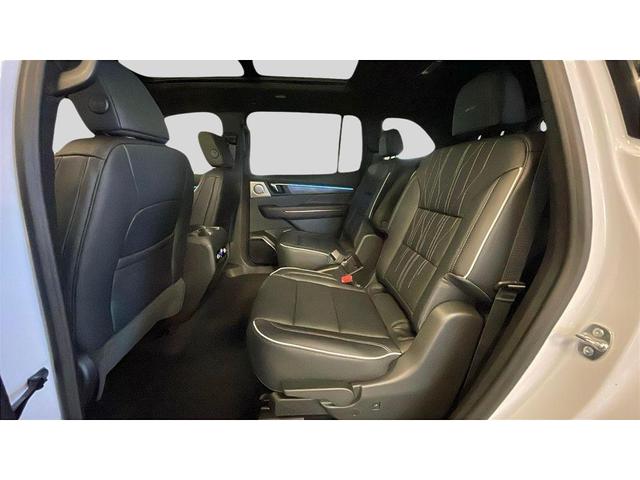 Photo of 2026 White Buick Enclave