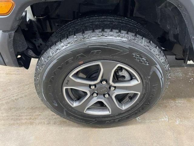 Photo of 2019 White Jeep Wrangler