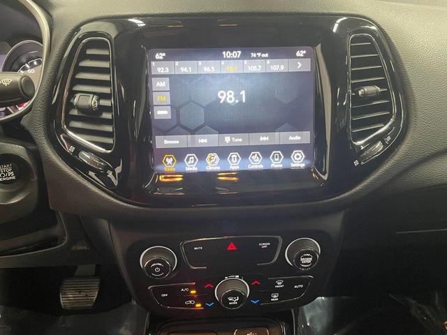 Photo of 2020 Blue Jeep Compass
