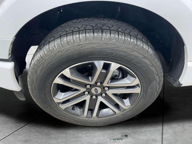Photo of 2022 White Ford F-150