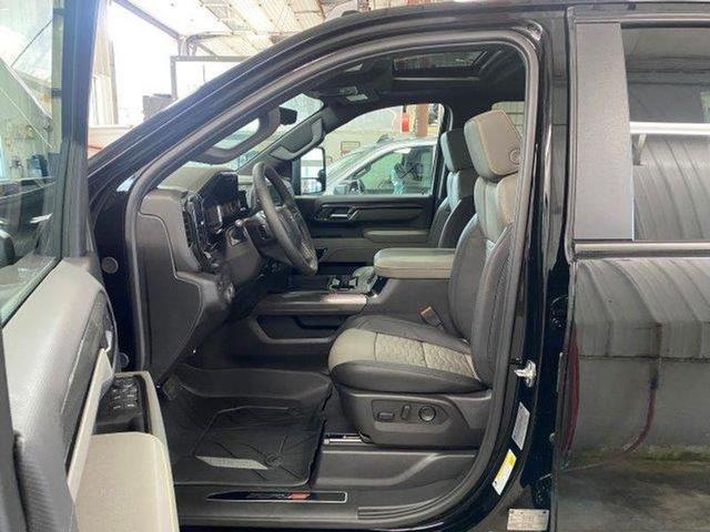 Photo of 2025 Black Chevrolet Silverado 2500