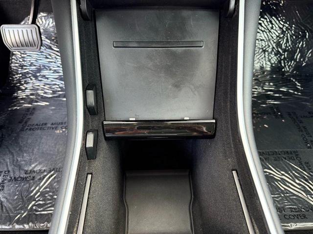 Photo of 2018 Pearl White Multi-Coat Tesla Model 3