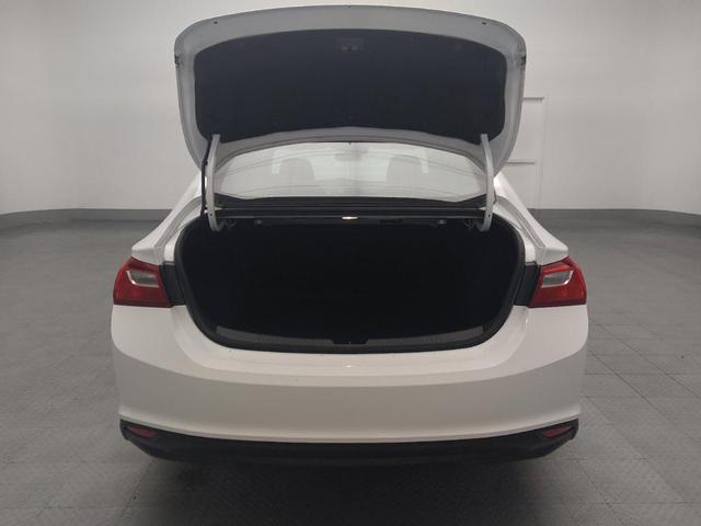 Photo of 2023 Summit White Chevrolet Malibu