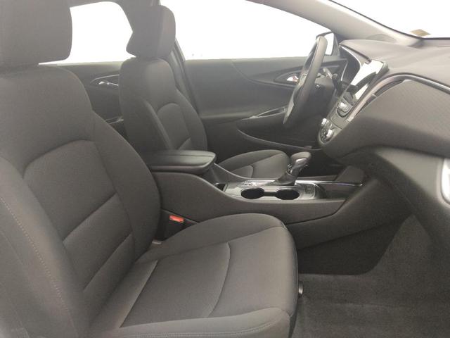 Photo of 2023 Summit White Chevrolet Malibu