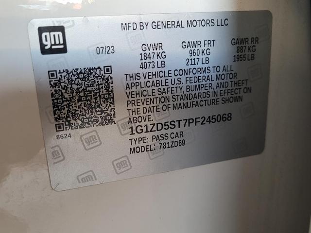 Photo of 2023 Summit White Chevrolet Malibu