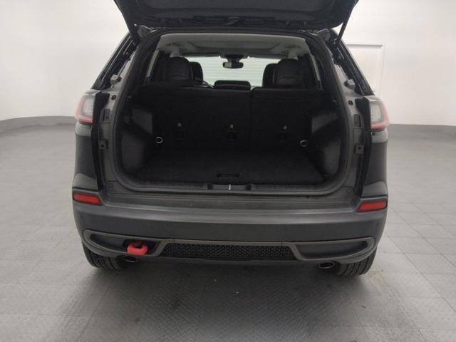 Photo of 2019 Diamond Black Crystal Pearlcoat Jeep Cherokee