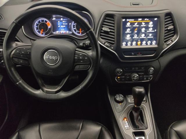 Photo of 2019 Diamond Black Crystal Pearlcoat Jeep Cherokee