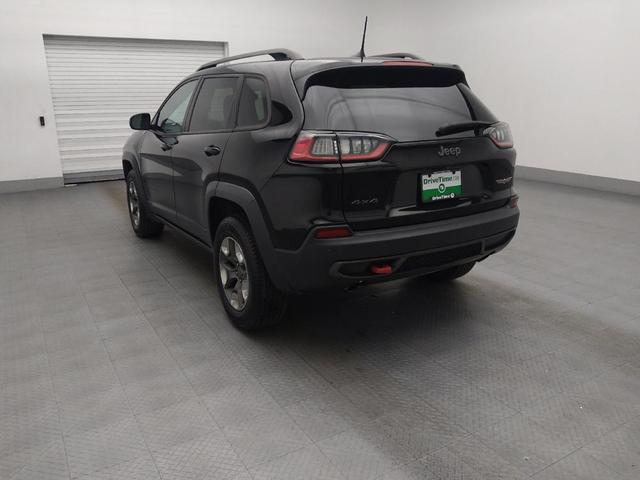 Photo of 2019 Diamond Black Crystal Pearlcoat Jeep Cherokee
