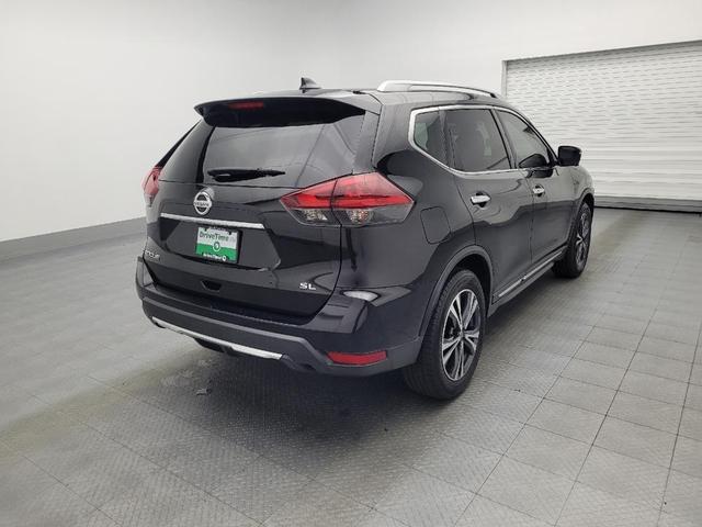 Photo of 2018 Magnetic Black Nissan Rogue