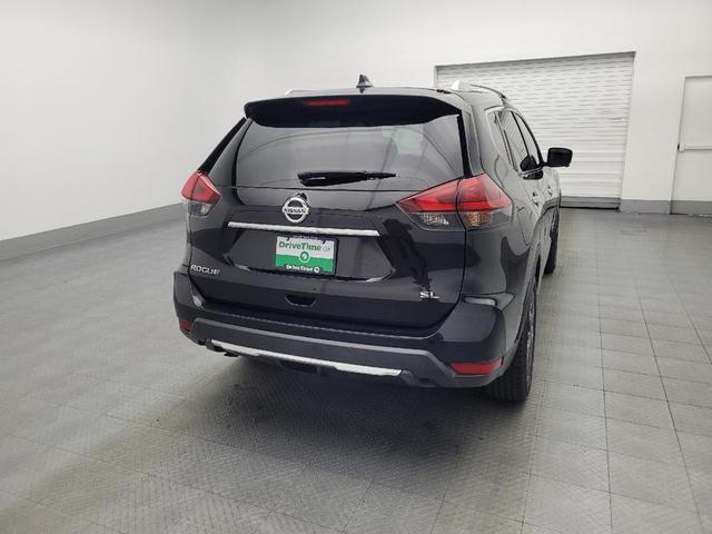 Photo of 2018 Magnetic Black Nissan Rogue