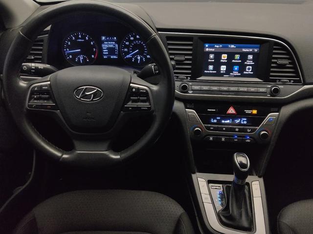 Photo of 2018 Quartz White Pearl Hyundai ELANTRA